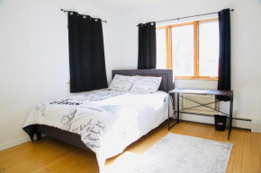 Brighton Beach Room p close to Subway